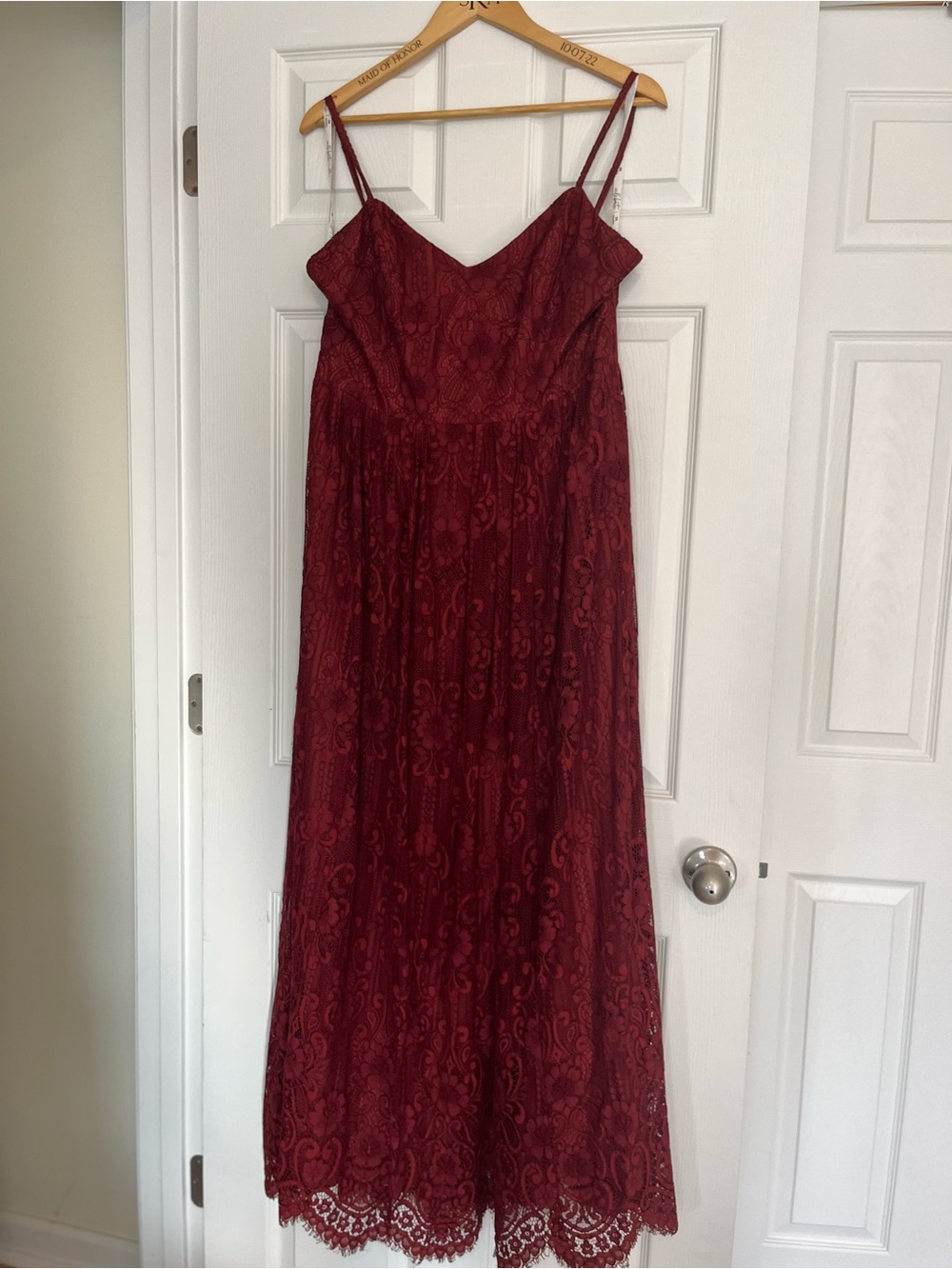 David's Bridal Burgundy Lace Spaghetti Strap Wedding Dress
